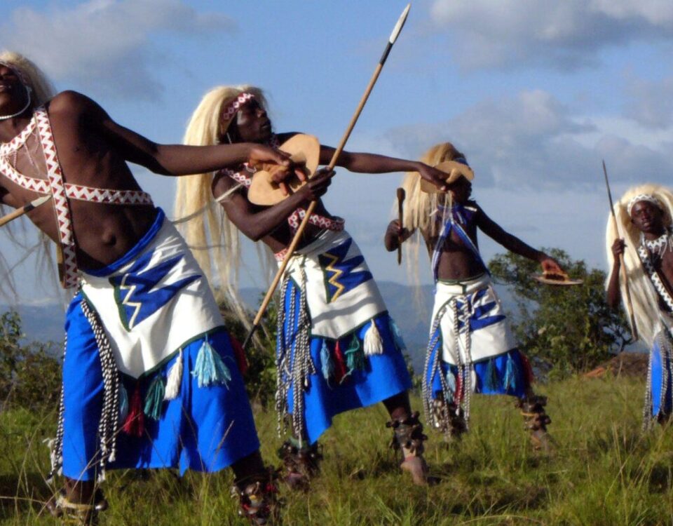 What Is the Cultural Etiquette in Rwanda? 