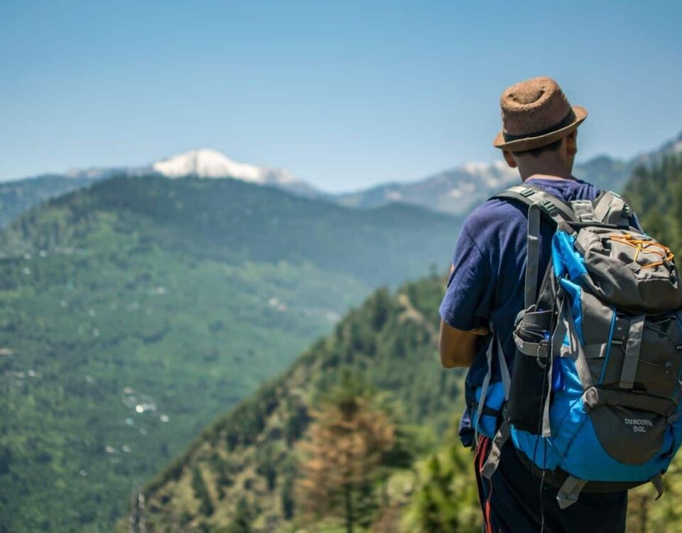 What’s the Dress Code for a Uganda Safari?