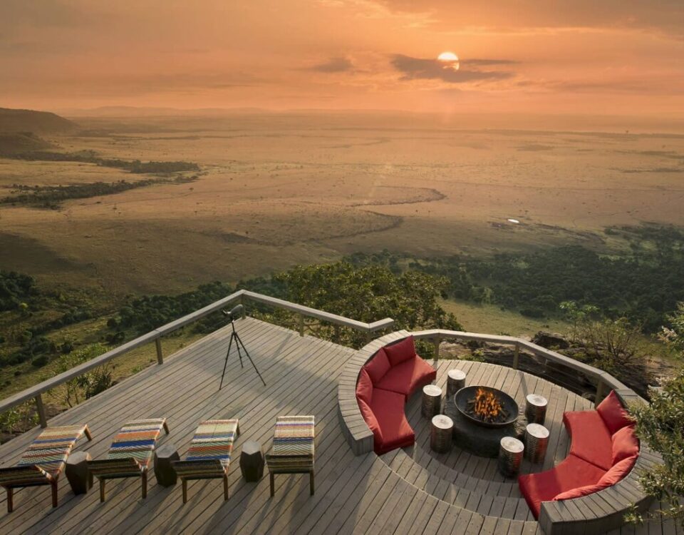 How does staying at Angama Mara provide quick, premium access to the Mara Triangle?